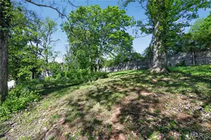 1921 Americana Way, Fenton, MO 63026 - Photo 9