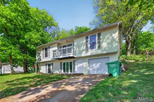 1921 Americana Way, Fenton, MO 63026 - Photo 3