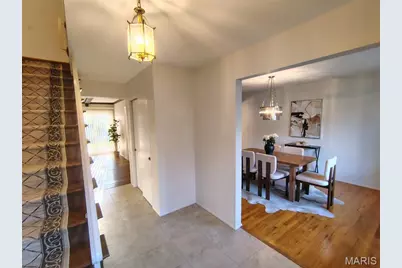 1029 Fernway Lane, Creve Coeur, MO 63141 - Photo 5