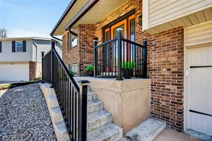 12538 Parkway Acres Ct, Maryland Heights, MO 63043 - Photo 3