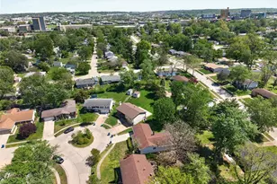 12538 Parkway Acres Ct, Maryland Heights, MO 63043 - Photo 41