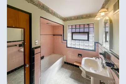 3025 Mount Pleasant Street, Saint Louis, MO 63111 - Photo 9