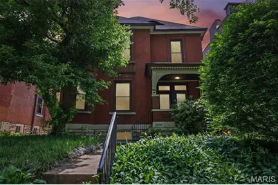 3850 Arsenal Street, Saint Louis, MO 63116 - Photo 1