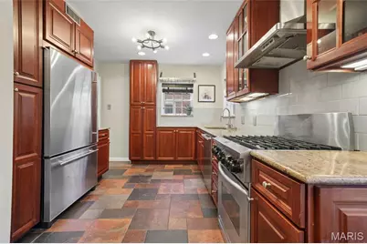 7619 Stanford Avenue, University City, MO 63130 - Photo 11