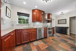 7619 Stanford Ave, University City, MO 63130 - Photo 13