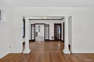 5241 Sutherland Ave, Saint Louis, MO 63109 - Photo 5