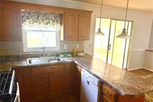 24306 Parade Dr, Lebanon, MO 65536 - Photo 17