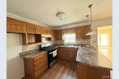 24306 Parade Drive, Lebanon, MO 65536 - Photo 15