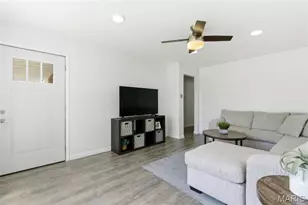 735 Gettinger St, Saint Genevieve, MO 63670 - Photo 5