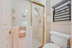 15991 Meadow Oak Dr, Chesterfield, MO 63017 - Photo 23
