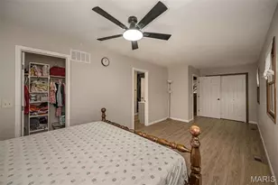 270 E Skyline Dr, Ballwin, MO 63011 - Photo 39