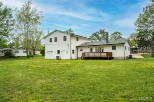 270 E Skyline Dr, Ballwin, MO 63011 - Photo 61