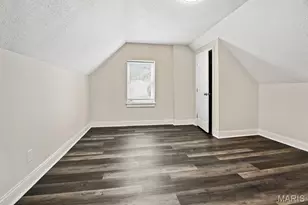 5946 Julian Ave, Saint Louis, MO 63112 - Photo 23