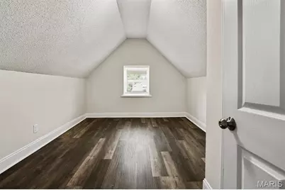 5946 Julian Avenue, Saint Louis, MO 63112 - Photo 5