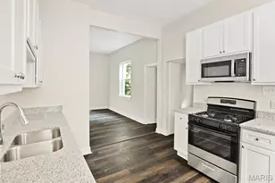 5946 Julian Ave, Saint Louis, MO 63112 - Photo 9