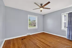 9233 Meadowbrook Ln, Overland, MO 63114 - Photo 17