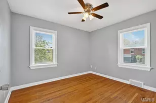 9233 Meadowbrook Ln, Overland, MO 63114 - Photo 19