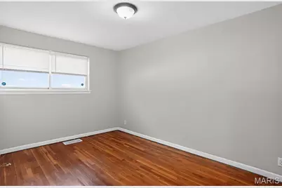 1736 Keelen Drive, Saint Louis, MO 63136 - Photo 11