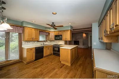 336 Hackmann Lane, Creve Coeur, MO 63141 - Photo 25