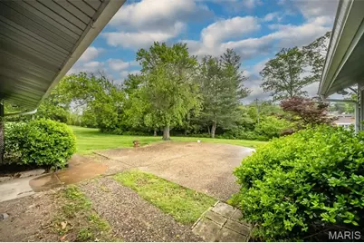 336 Hackmann Lane, Creve Coeur, MO 63141 - Photo 53