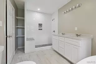 1625 Muriel Dr, Saint Louis, MO 63138 - Photo 17