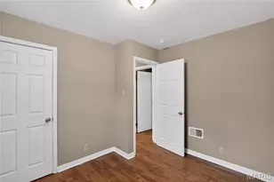 6929 Roland Blvd, Saint Louis, MO 63121 - Photo 17
