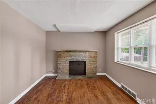 6929 Roland Blvd, Saint Louis, MO 63121 - Photo 9