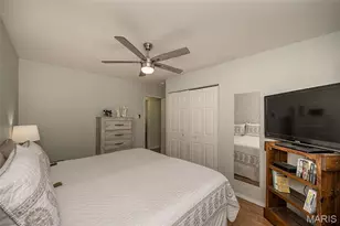 12167 Parkwood Pl, Maryland Heights, MO 63043 - Photo 19