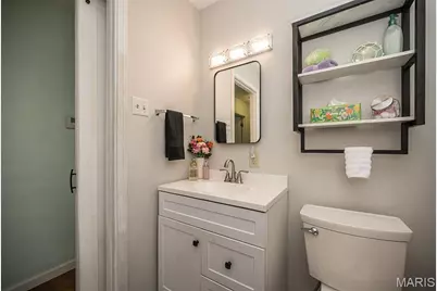 12167 Parkwood Place, Maryland Heights, MO 63043 - Photo 15