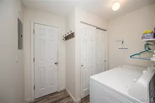 12167 Parkwood Pl, Maryland Heights, MO 63043 - Photo 13