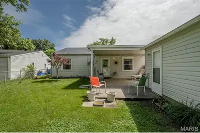 12167 Parkwood Place, Maryland Heights, MO 63043 - Photo 27