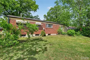 1742 Bradshaw Dr, Saint Louis, MO 63136 - Photo 35