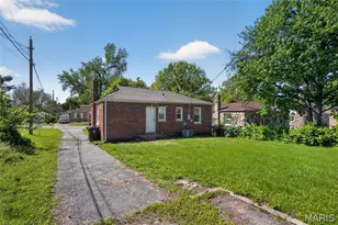 8211 Montreal Dr, Saint Louis, MO 63132 - Photo 5