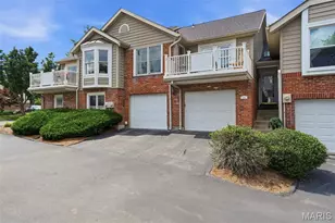 2224 Ole Castle Ct, Chesterfield, MO 63017 - Photo 1