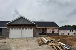 112 Grindstone Ct, Moscow Mills, MO 63362 - Photo 1