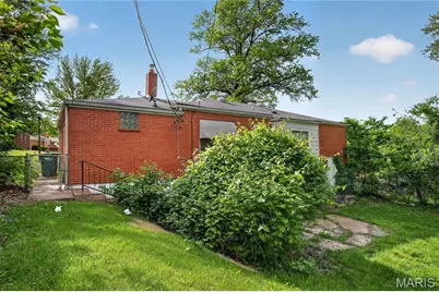 9466 Adler Avenue, Saint Louis, MO 63137 - Photo 1