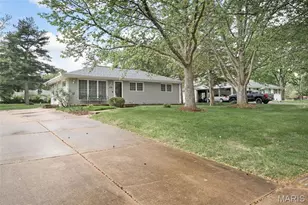 1436 Marsh Ave, Ellisville, MO 63011 - Photo 3