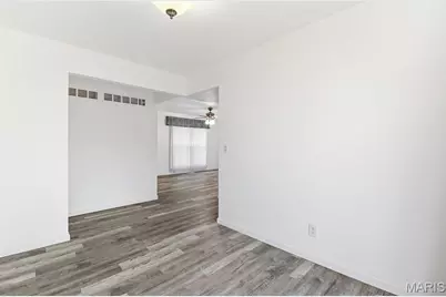 880 Fifth Plaza, Florissant, MO 63031 - Photo 9