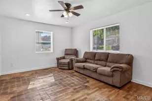 615 Perry St, De Soto, MO 63020 - Photo 5