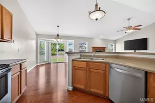 1433 Sunview Dr, O'Fallon, MO 63366 - Photo 11