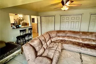 9824 Tullamoor Dr, Unincorporated, MO 63136 - Photo 7