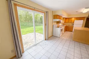 455 Cedar Ln, Shelbyville, MO 65565 - Photo 5