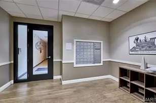 200 S Kirkwood Rd, Kirkwood, MO 63122 - Photo 3
