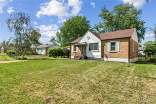 1275 St Mark Dr, Florissant, MO 63031 - Photo 3