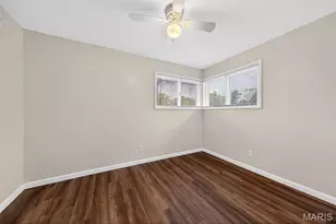8205 Midwood Ave, Berkeley, MO 63134 - Photo 11