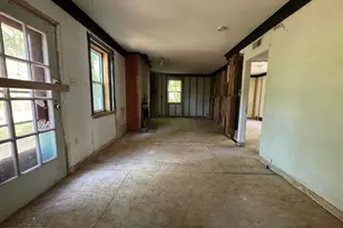 357 Adrian Dr, Saint Louis, MO 63137 - Photo 3