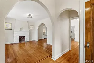 5633 Walsh St, Saint Louis, MO 63109 - Photo 7