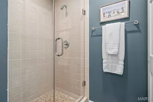 29 Thorndell Dr, Saint Louis, MO 63117 - Photo 31