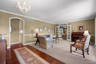 29 Thorndell Dr, Saint Louis, MO 63117 - Photo 9