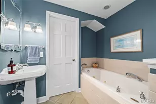 29 Thorndell Dr, Saint Louis, MO 63117 - Photo 29